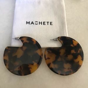 Machete Clare earrings in classic tortoise